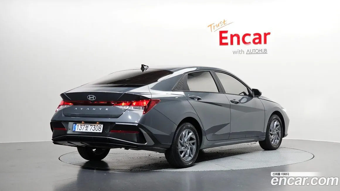 Hyundai AVANTE — фото 3