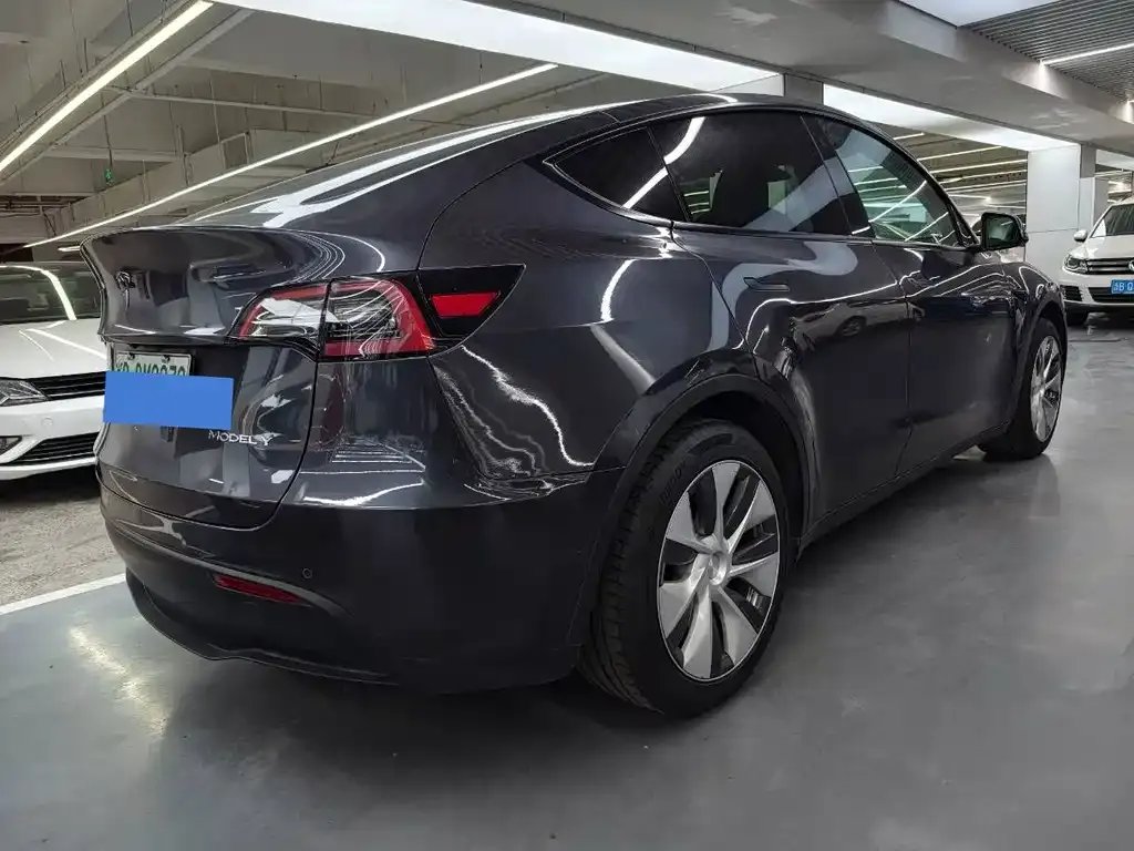 Tesla Model Y 2023 из CN, фото 6