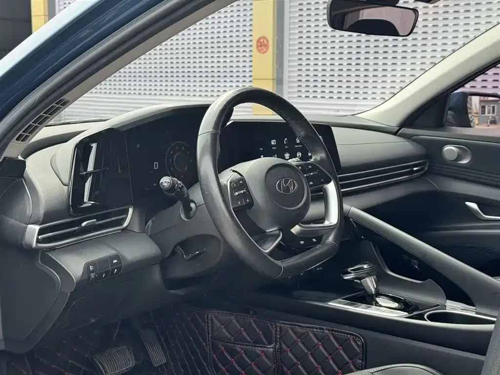 Hyundai Elantra 2021 из CN, фото 10