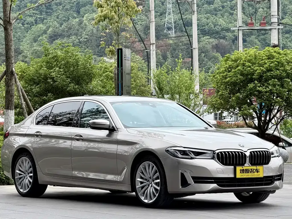 BMW 5 Series — фото 5