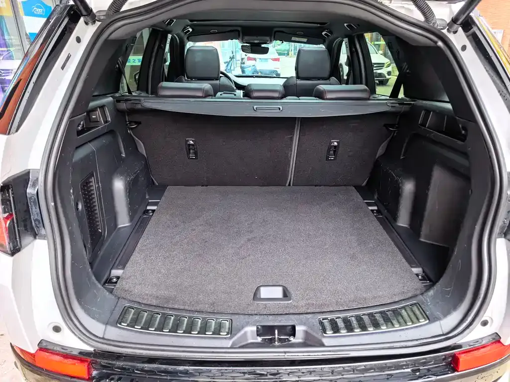 Land Rover Discovery Sport — фото 10