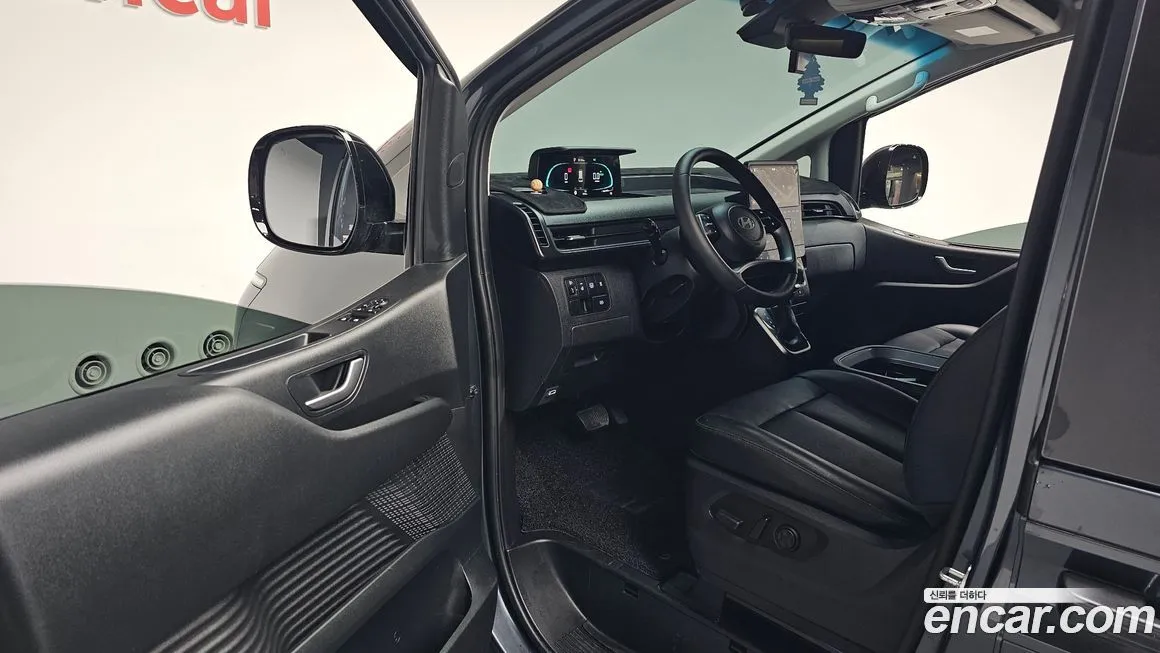 Hyundai Staria 2025 из KR, фото 9