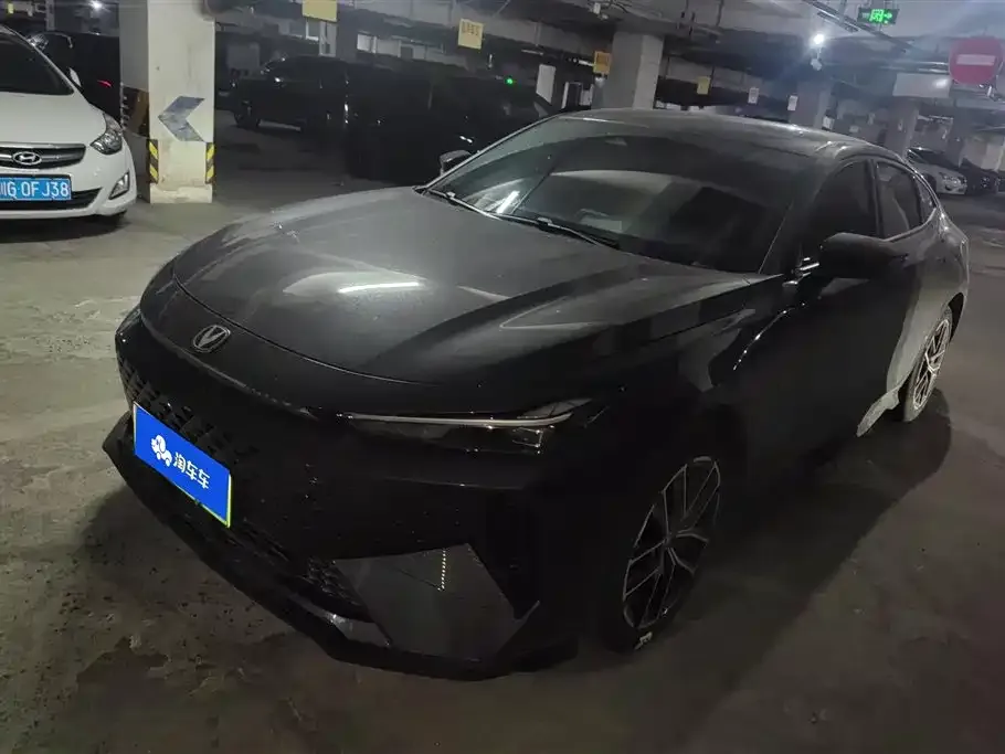 Changan UNI-V iDD