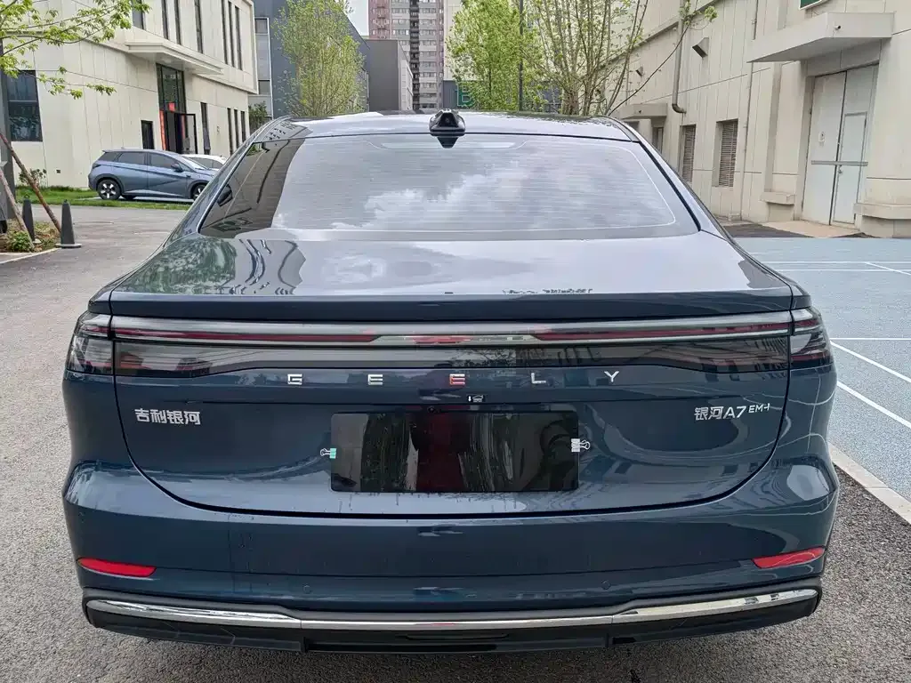 Geely Galaxy A7 — фото 10