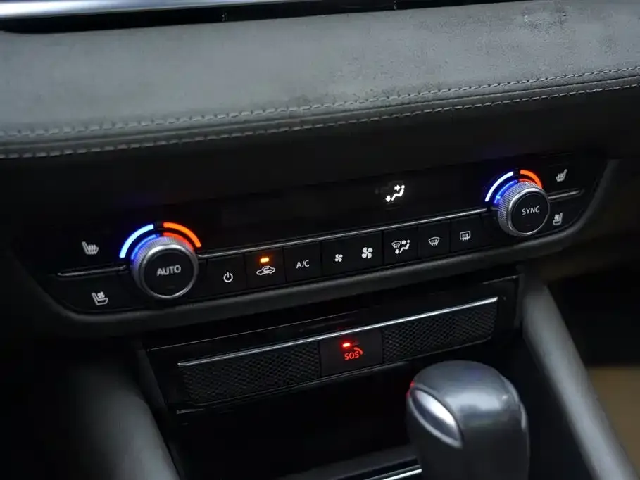 Mazda Atenza — фото 4