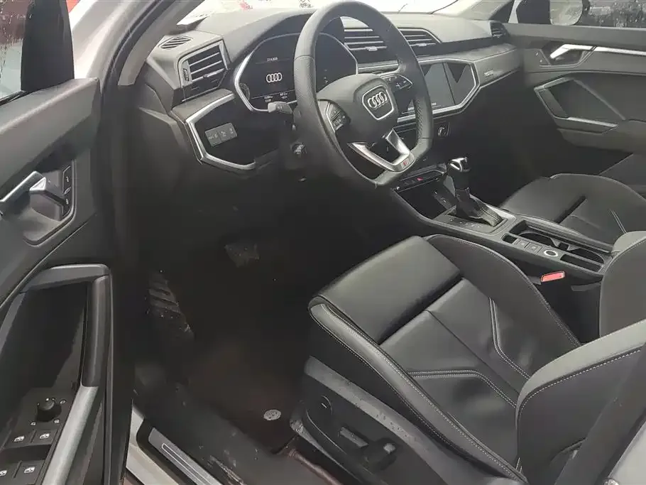 Audi Q3 Sportback — фото 4