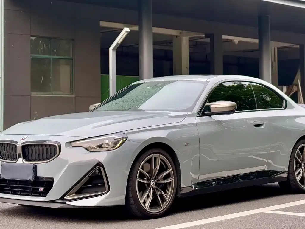 BMW M240i — фото 1