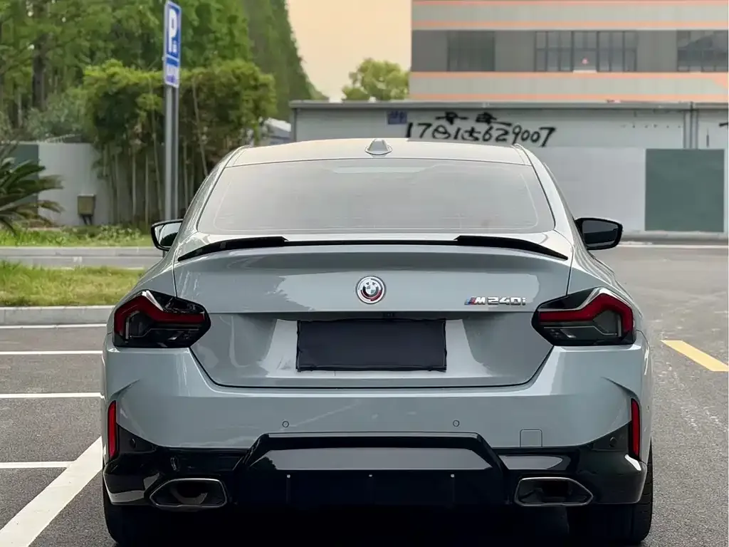 BMW M240i — фото 2