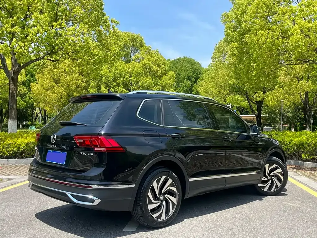 Volkswagen Tiguan L 2023 из CN, фото 8