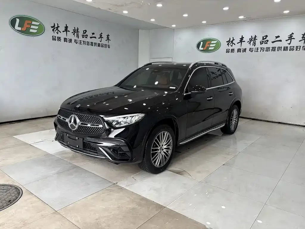 Mercedes-Benz GLC — фото 1