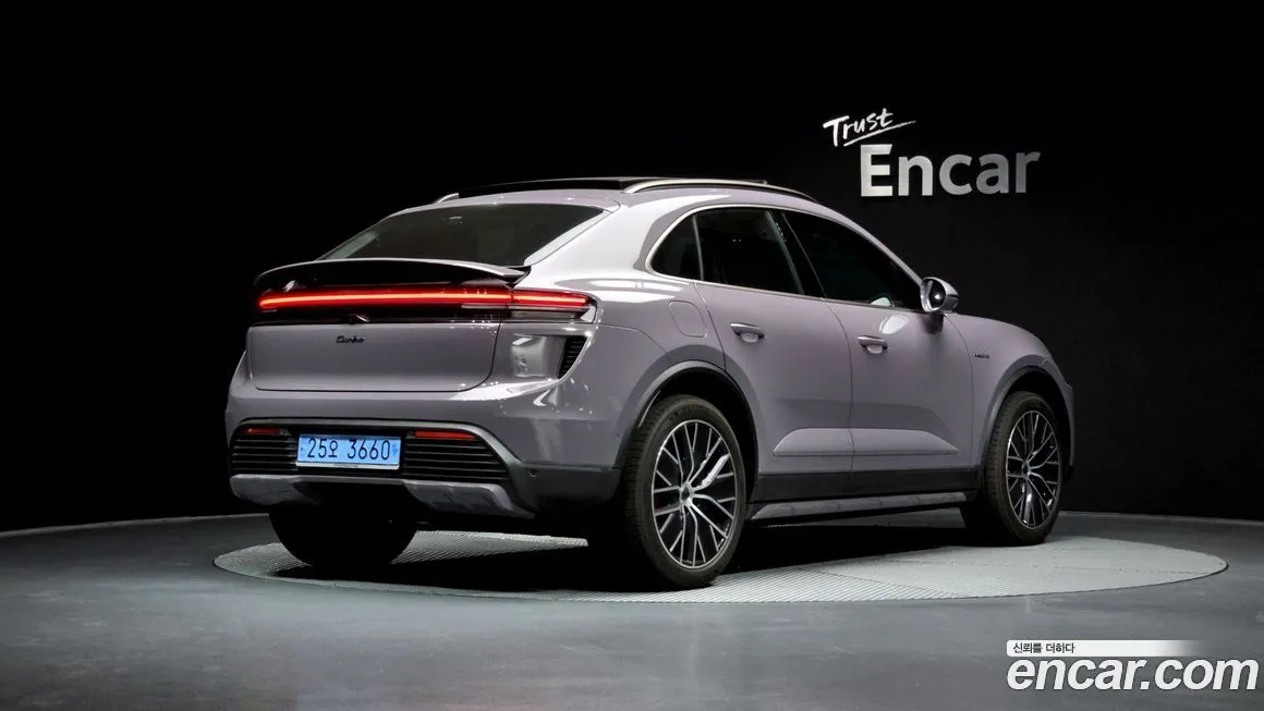 Porsche Macan 2025 из KR, фото 5