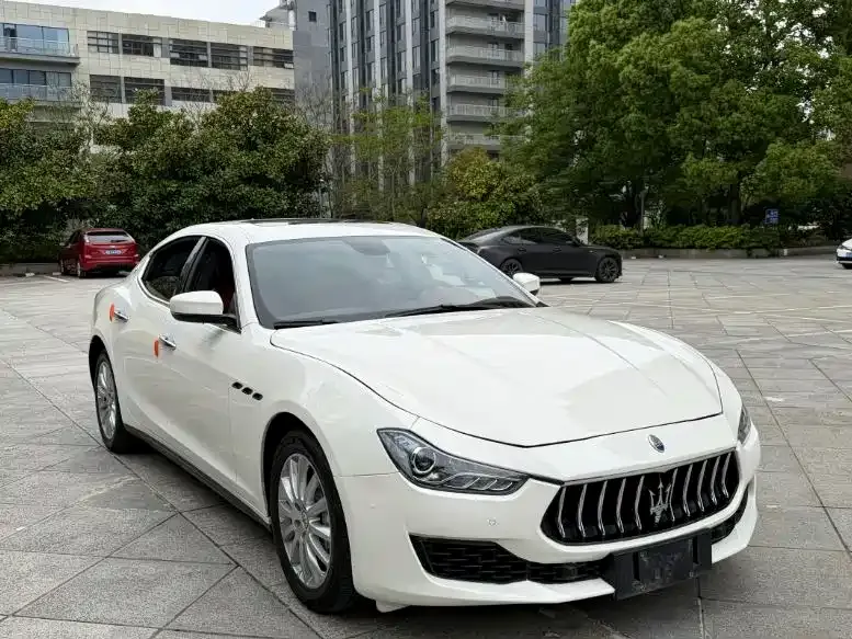 Maserati Ghibli — фото 7