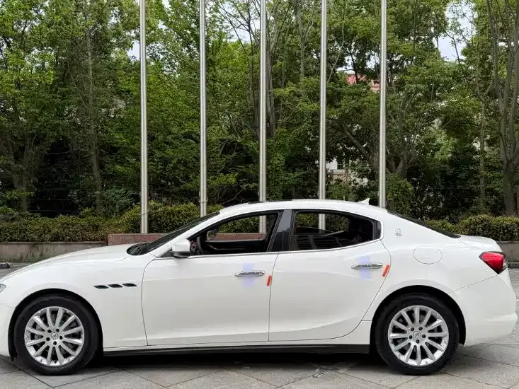 Maserati Ghibli — фото 6