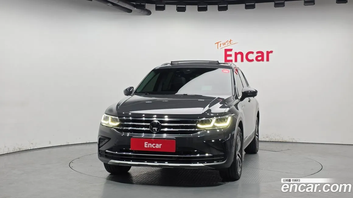 Volkswagen Tiguan — фото 4