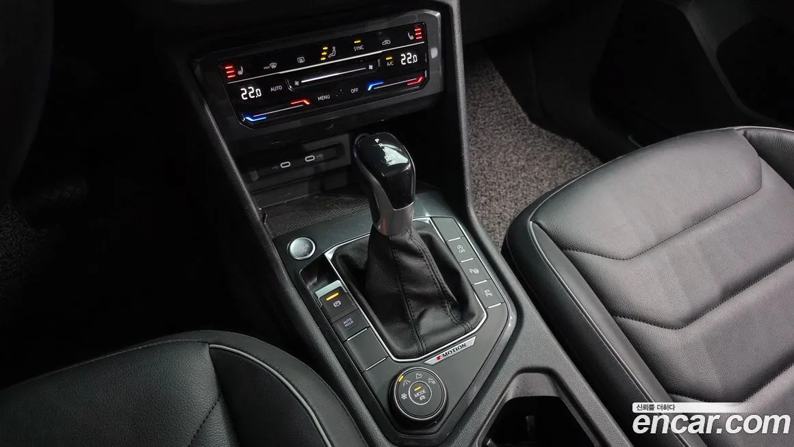 Volkswagen Tiguan — фото 6