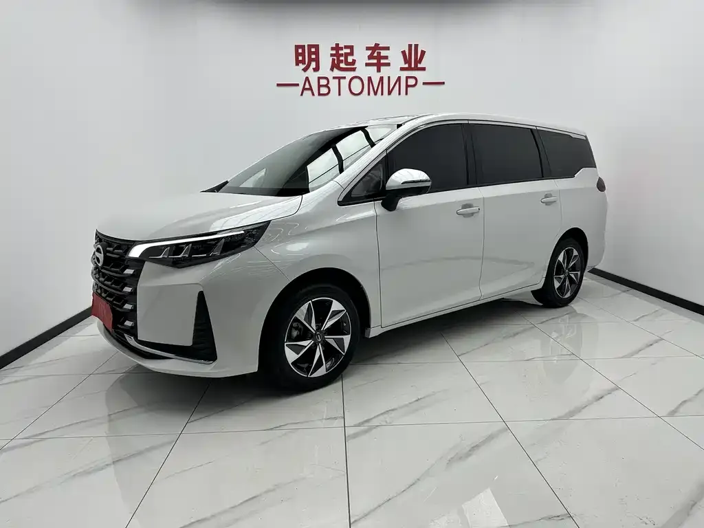 GAC Motor Trumpchi M6 — фото 1