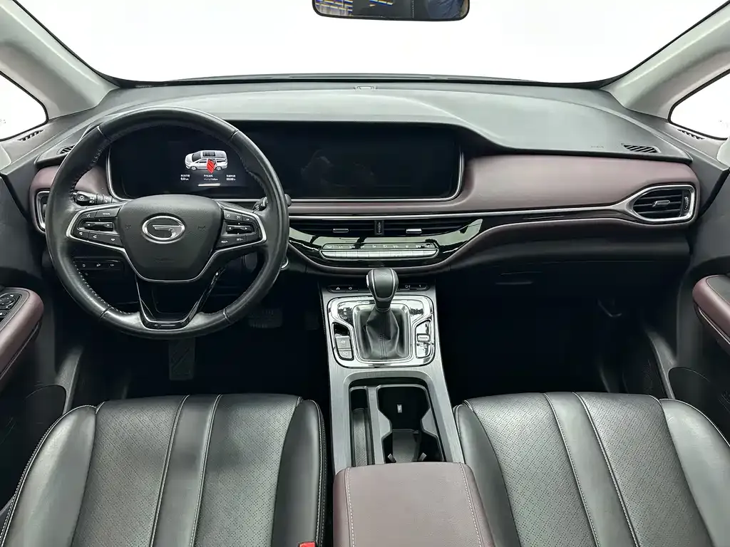 GAC Motor Trumpchi M6 — фото 7