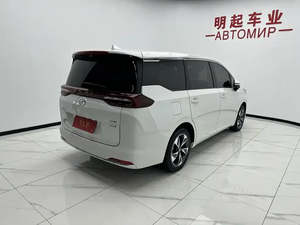 GAC Motor Trumpchi M6 — фото 10