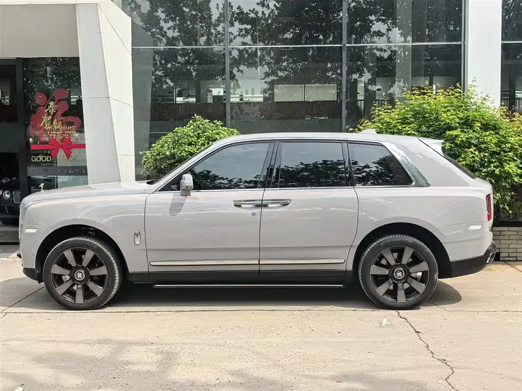 Rolls-Royce Cullinan 2021 из CN, фото 7