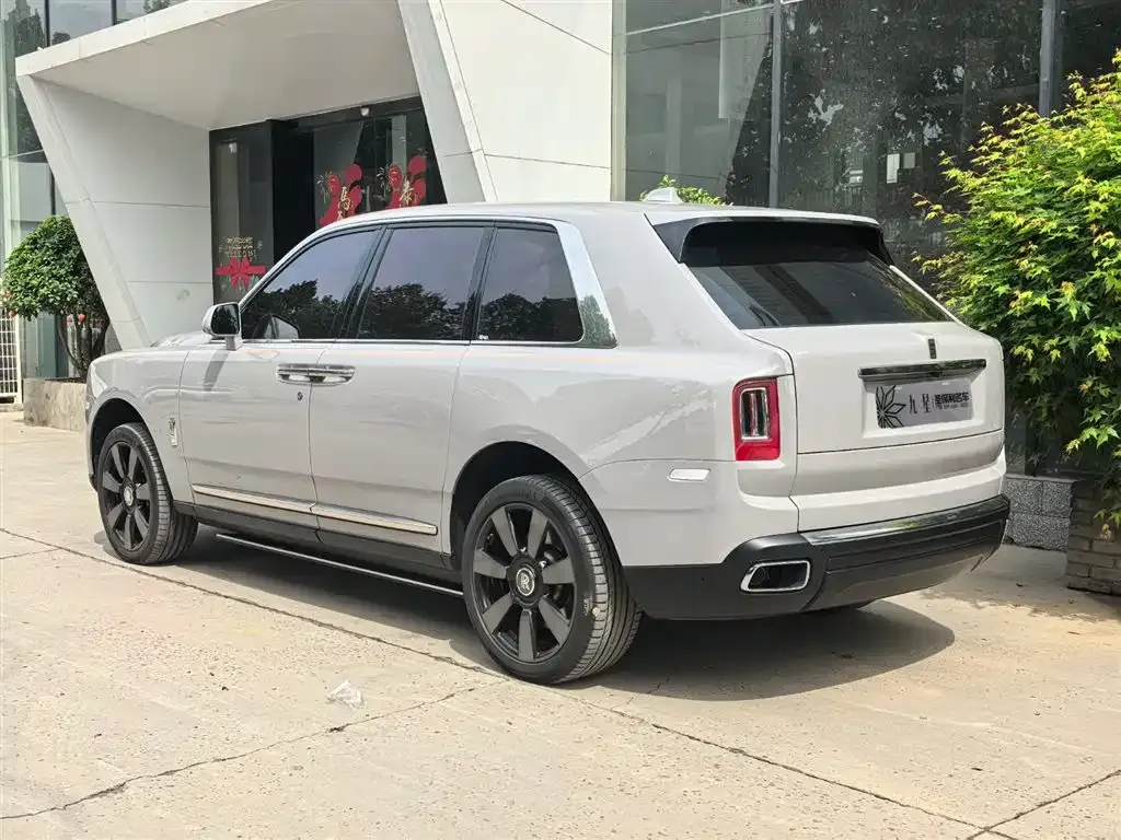 Rolls-Royce Cullinan 2021 из CN, фото 6