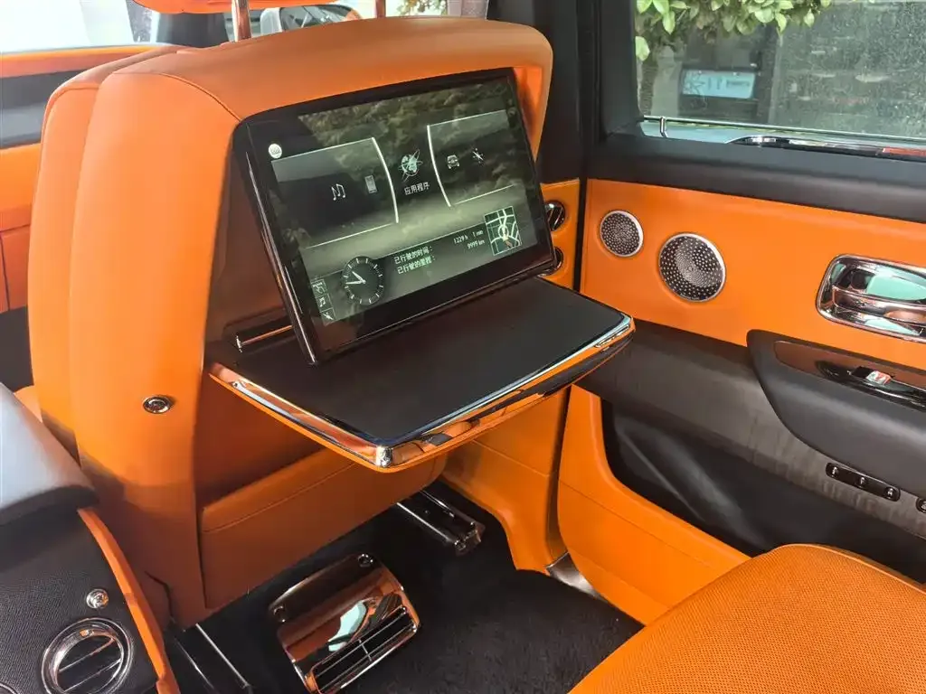 Rolls-Royce Cullinan 2021 из CN, фото 3