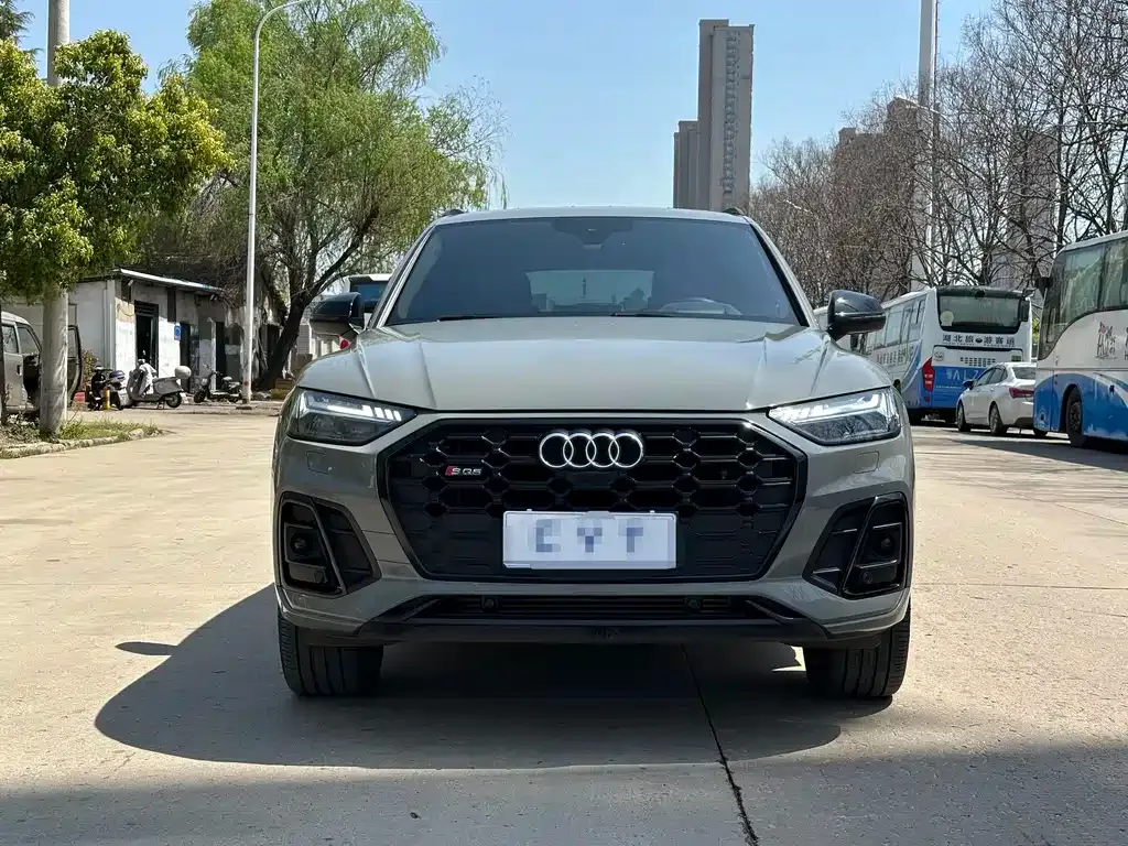 Audi SQ5 2022 из CN, фото 5