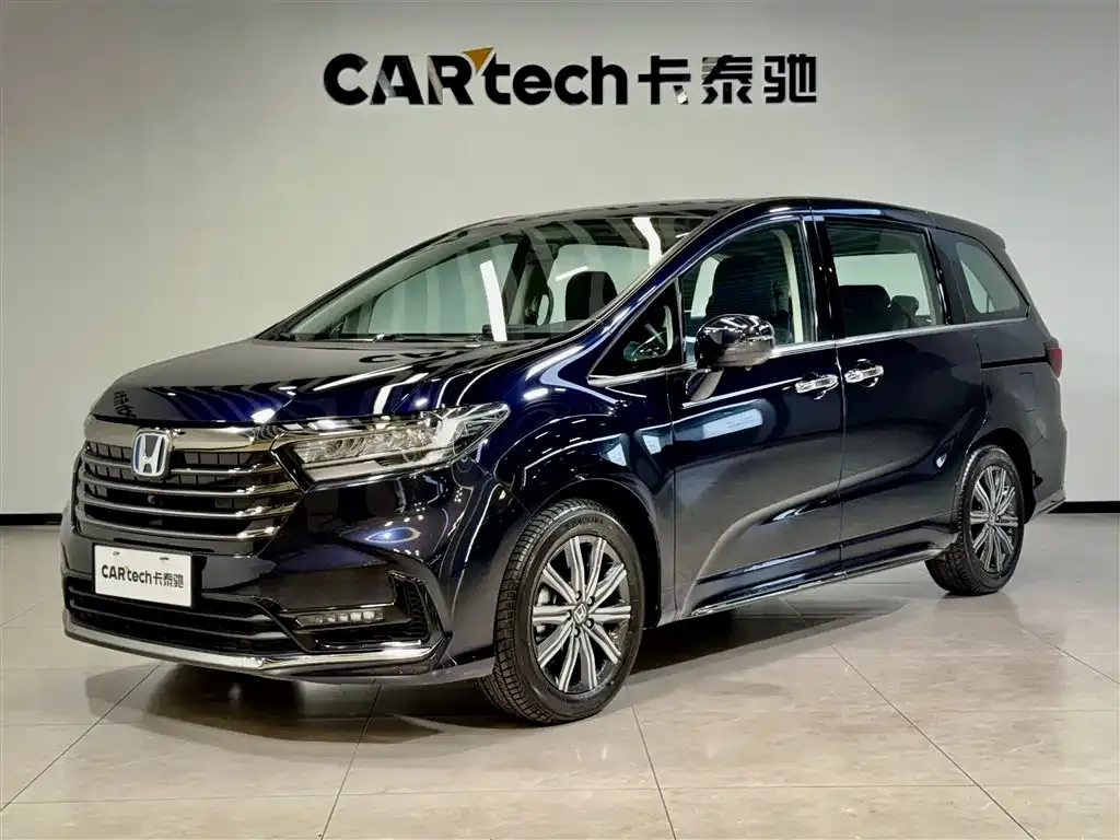 Honda Odyssey — фото 1