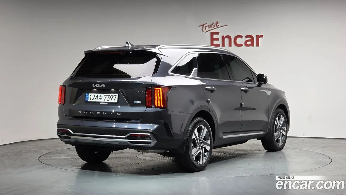 Kia Sorento — фото 4