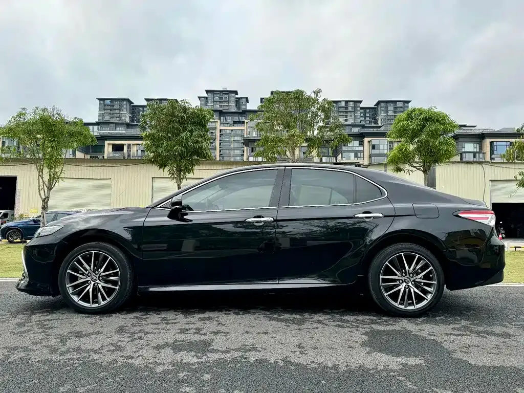 Toyota Camry 2022 из CN, фото 7