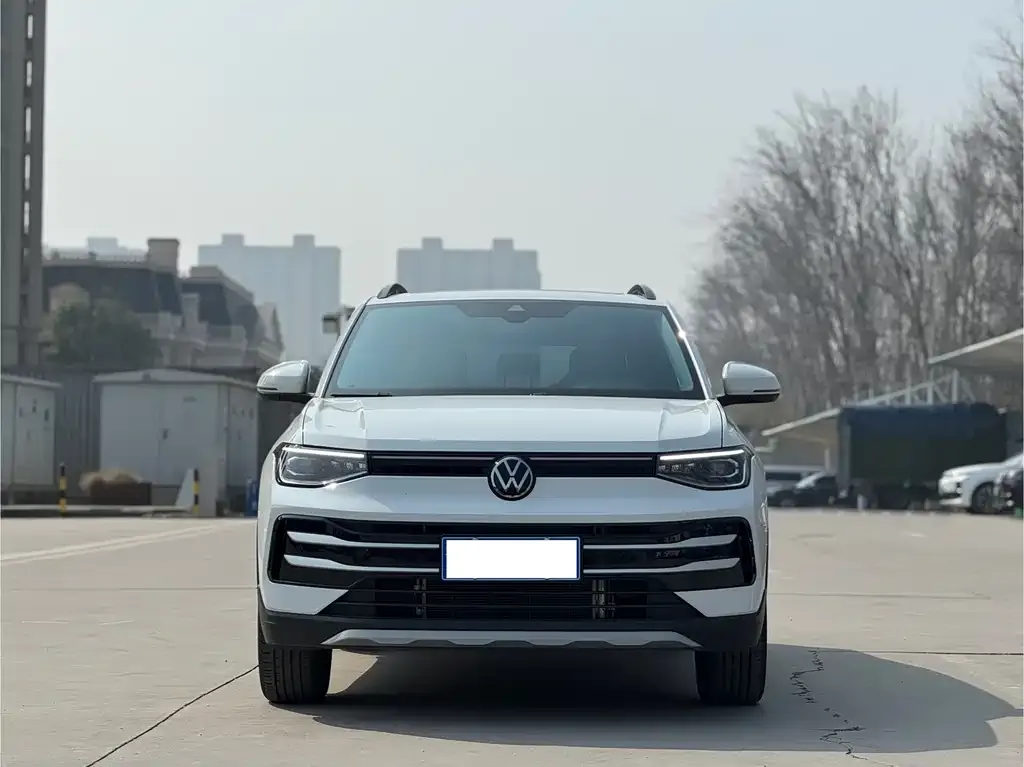 Volkswagen Tharu — фото 10