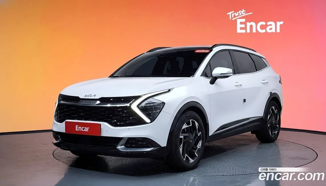 Kia Sportage — фото 1