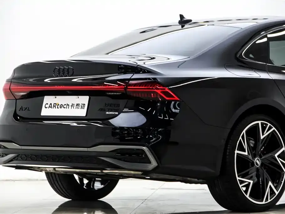 Audi A7L — фото 4