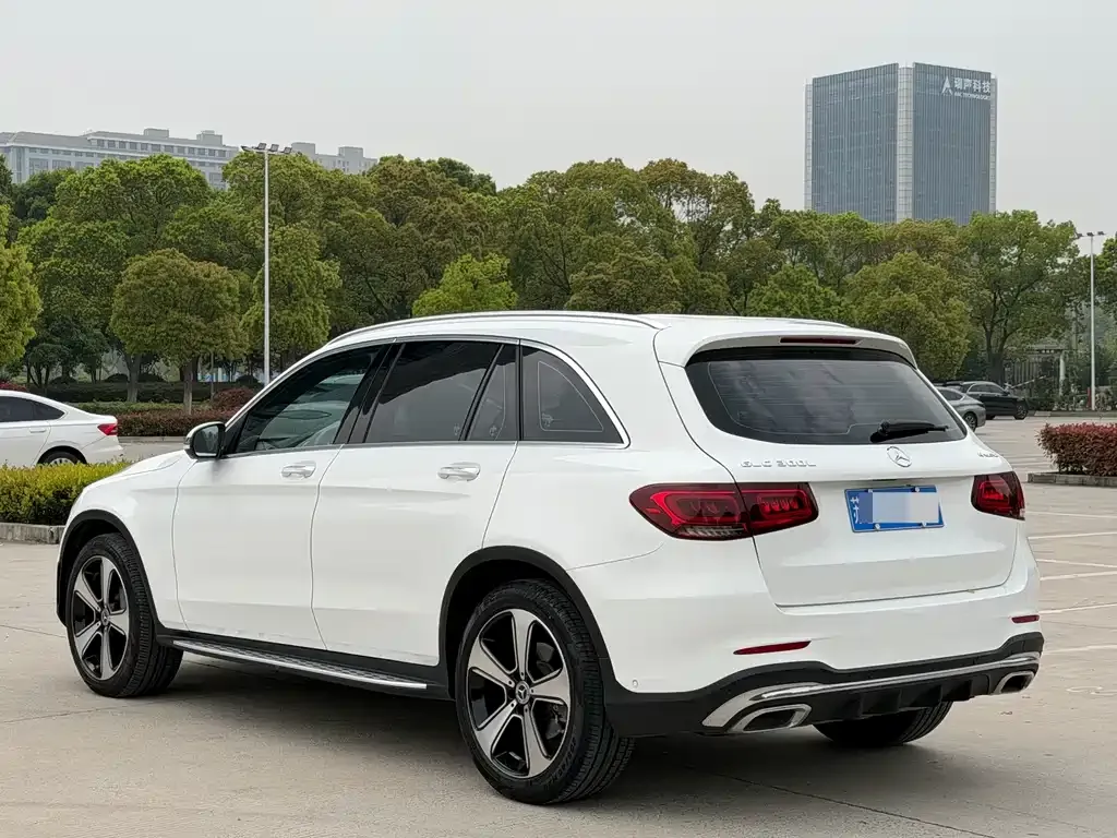 Mercedes-Benz GLC — фото 4