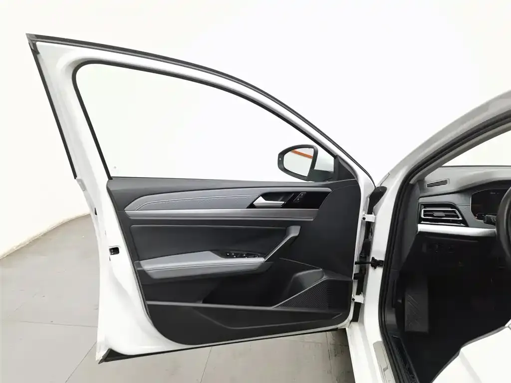 Volkswagen Lavida 2022 из CN, фото 7