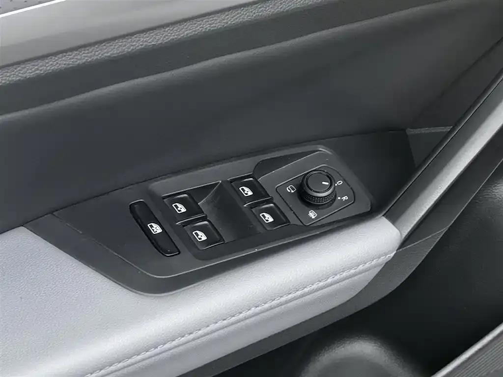 Volkswagen Lavida 2022 из CN, фото 2