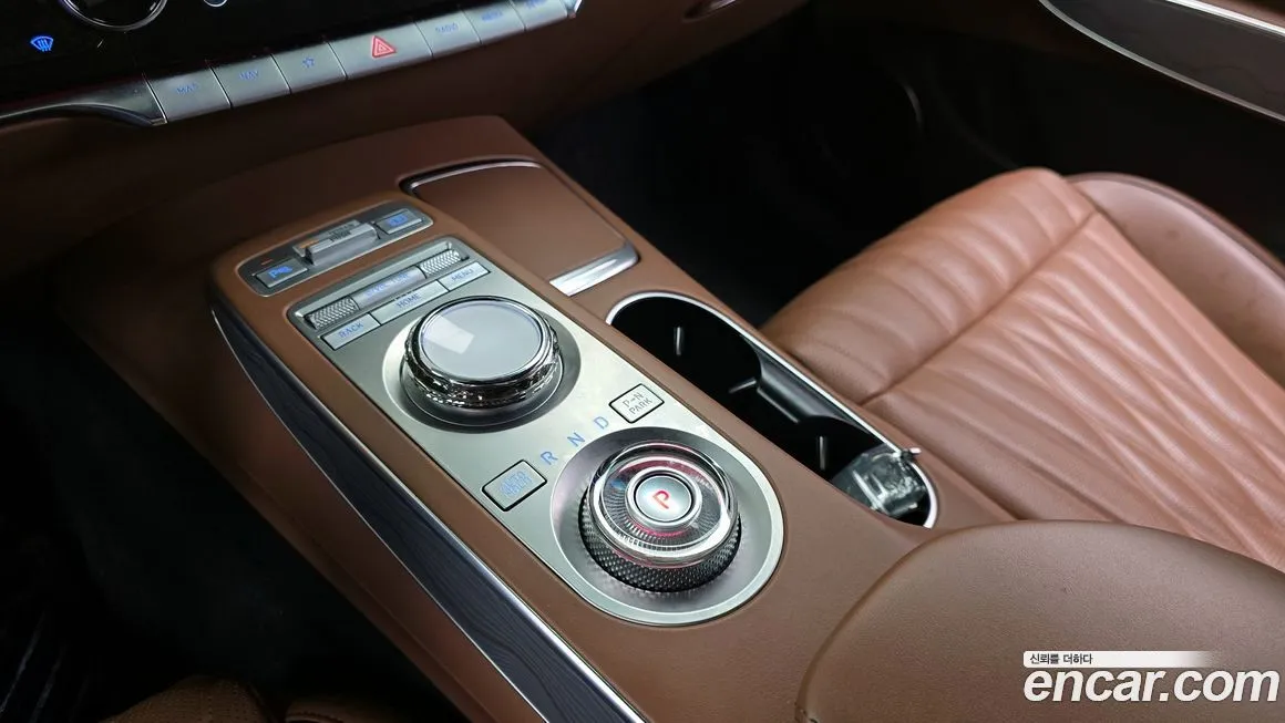 Genesis GV70 — фото 4