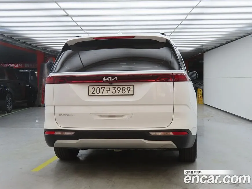 Kia Carnival 2023 из KR, фото 2