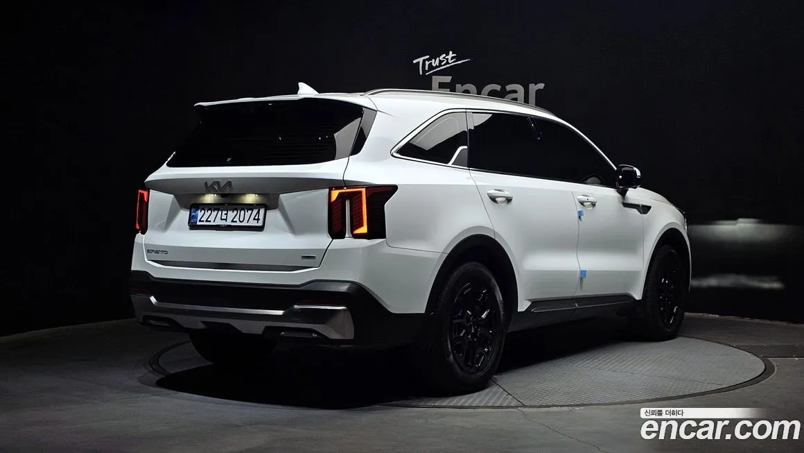 Kia Sorento — фото 5