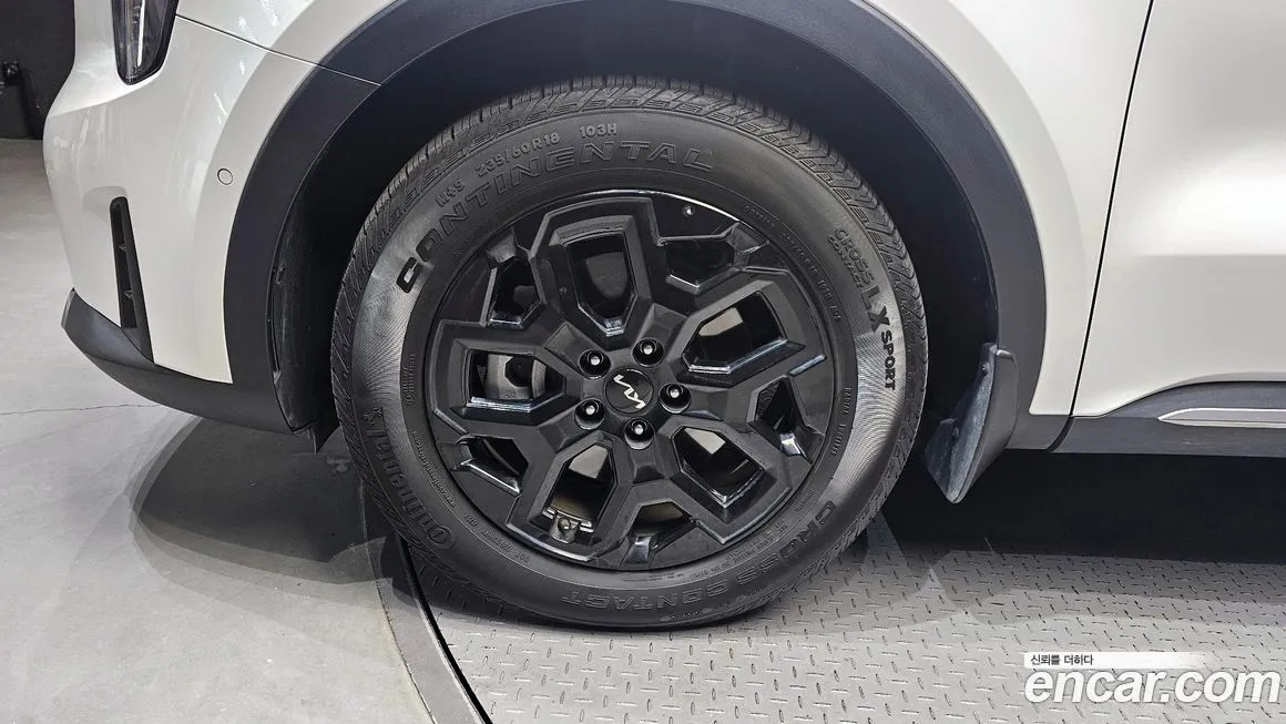 Kia Sorento — фото 4