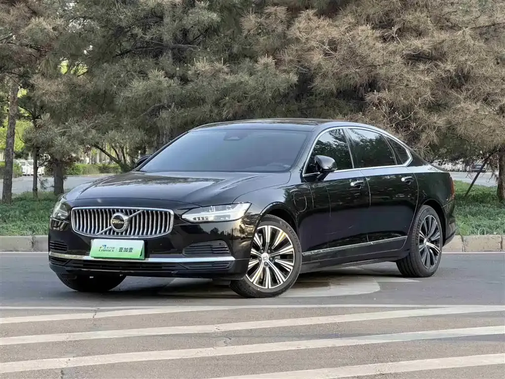 Volvo S90 PHEV 2022 из CN, фото 1