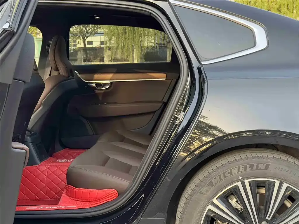 Volvo S90 PHEV 2022 из CN, фото 7