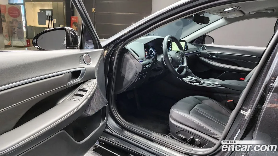 Hyundai Sonata 2023 из KR, фото 3