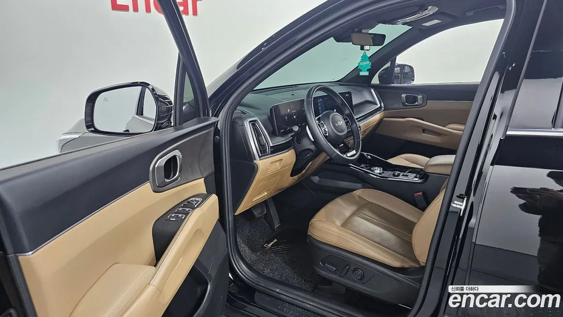 Kia Sorento — фото 6
