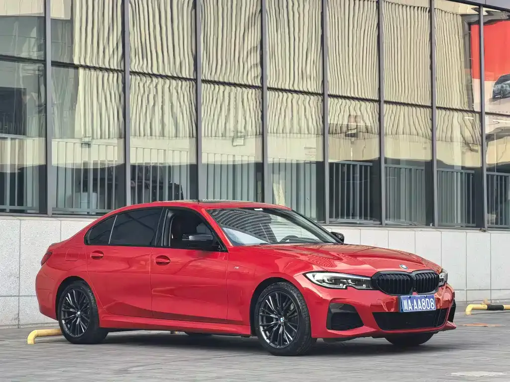 BMW 3 Series 2021 из CN, фото 1