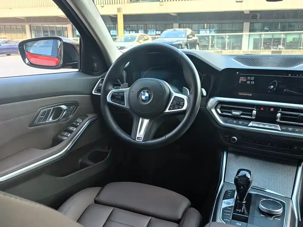 BMW 3 Series 2021 из CN, фото 3