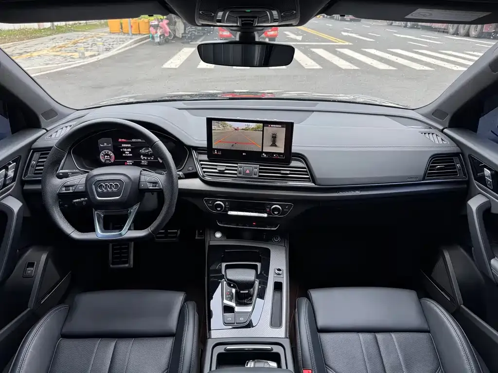 Audi Q5L 2024 из CN, фото 7