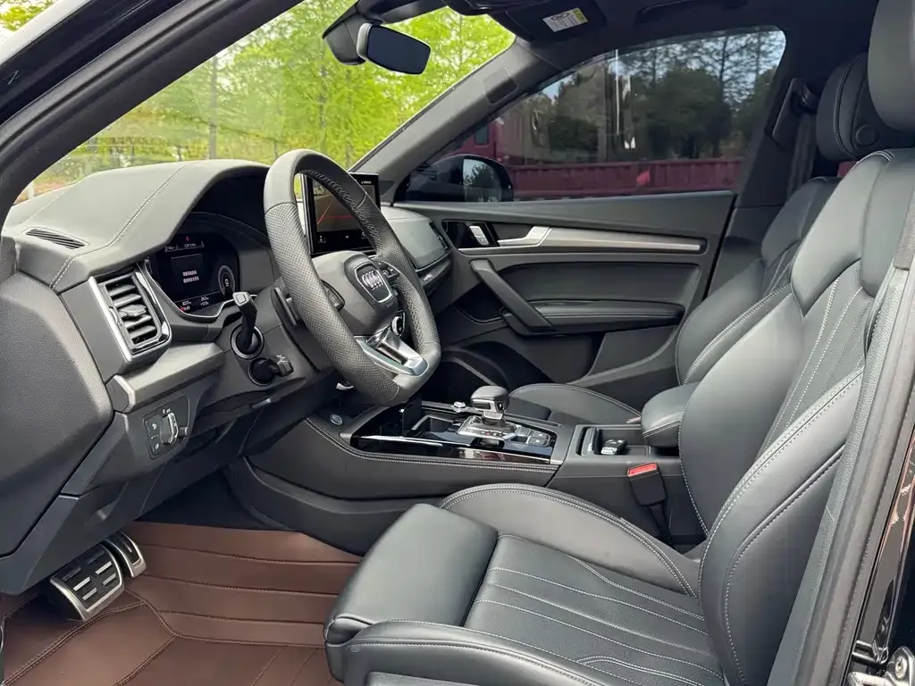 Audi Q5L 2024 из CN, фото 6