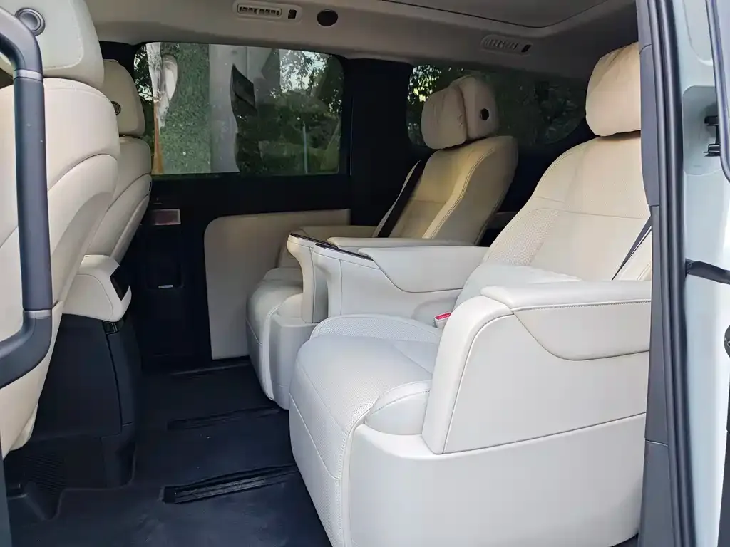 Li Auto MEGA 2025 из CN, фото 2