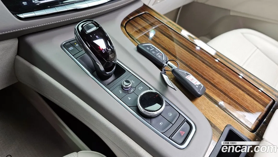 Cadillac Escalade 2022 из KR, фото 7
