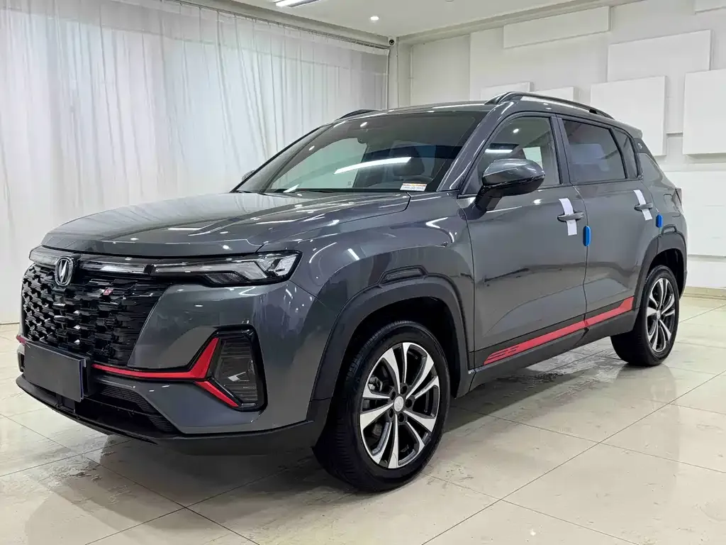 Changan CS35PLUS — фото 1